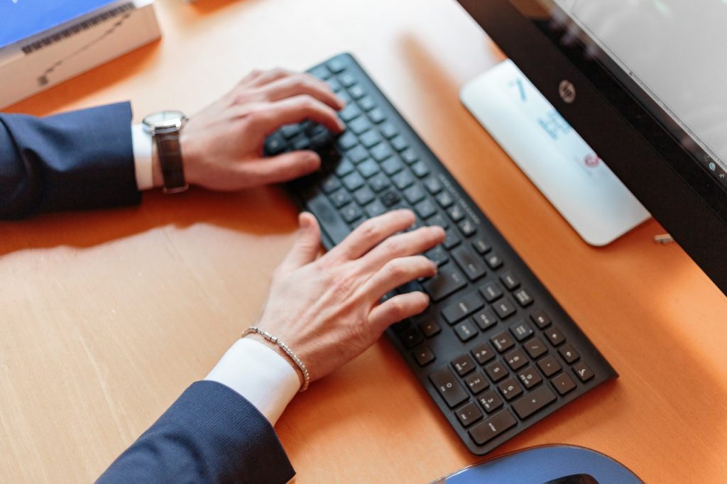 how to keep yourself organized