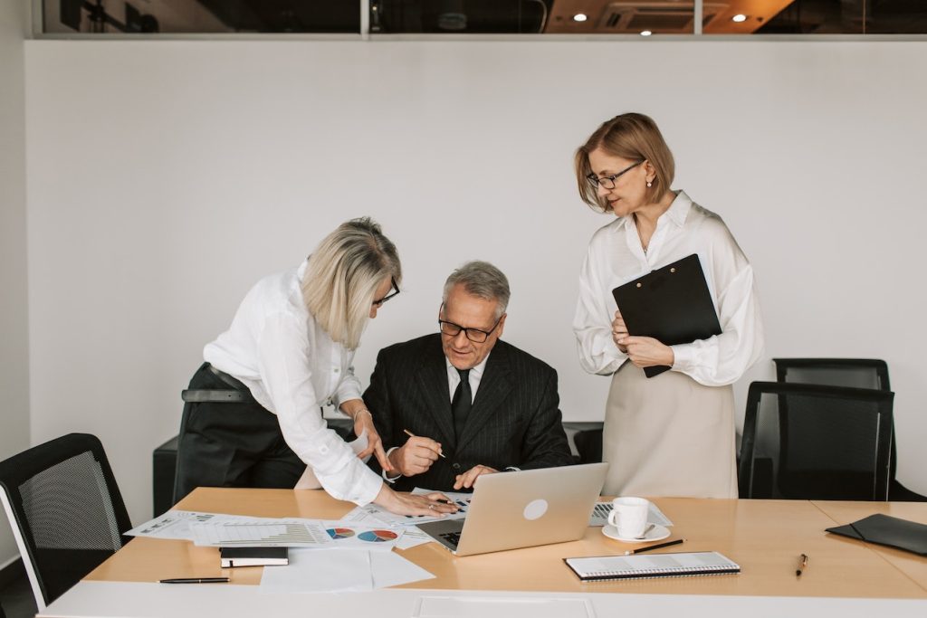what businesses do well in a recession
