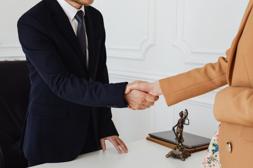 how to quit your job and start a business
