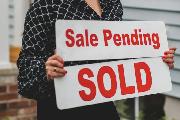 Acquira’s Ultimate Guide on Finding Businesses for Sale